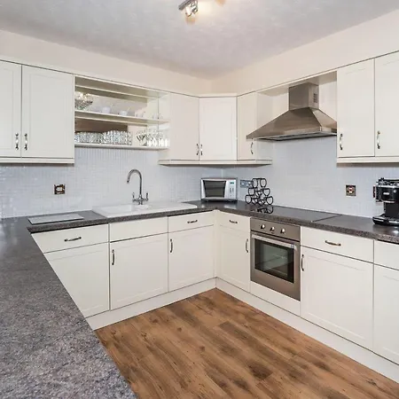 Alban Rise * Κέσγουικ